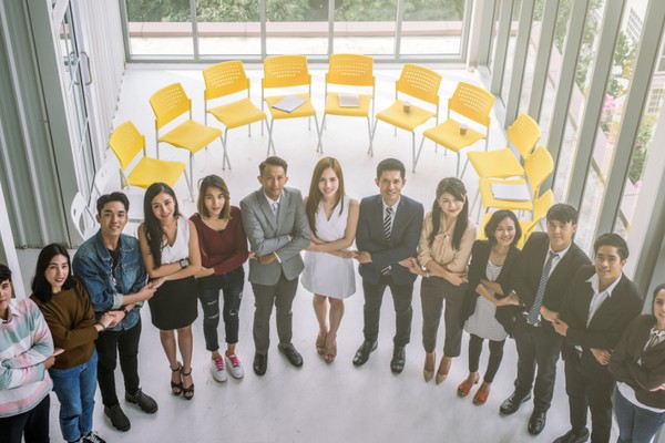 Hình ảnh minh họa công cụ hỗ trợ từ DEBET